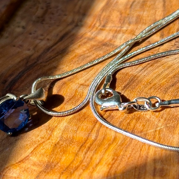 VINTAGE 925 Sterling Silver Swiss Blue Topaz Pendant. Round solitaire pendant - Picture 5 of 5